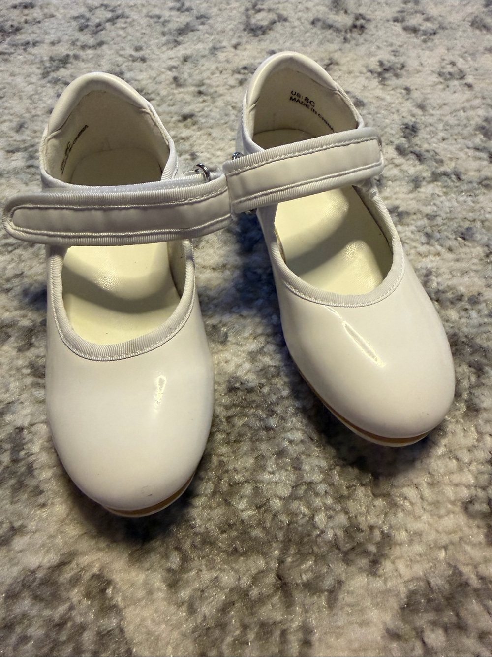 Linodes Toddler Girls White Tap Shoes with Hook-and-Loop Strap